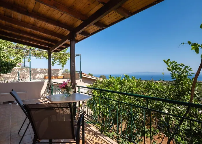Hilltop Kefalonia アルゴストリオン