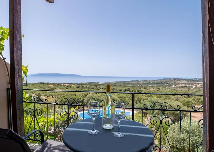 Hilltop Kefalonia アルゴストリオン